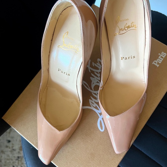 ❗️ON SALE ❗️Christian Louboutin Heels 👠 - Picture 2 of 7